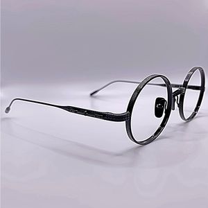 Phillipe V N°13.1 (X23-L) Titanium Black Frames w/Generic Case